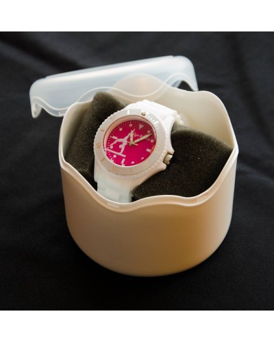 Montre blanche et fushia poutre
