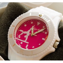 Montre blanche et fushia poutre